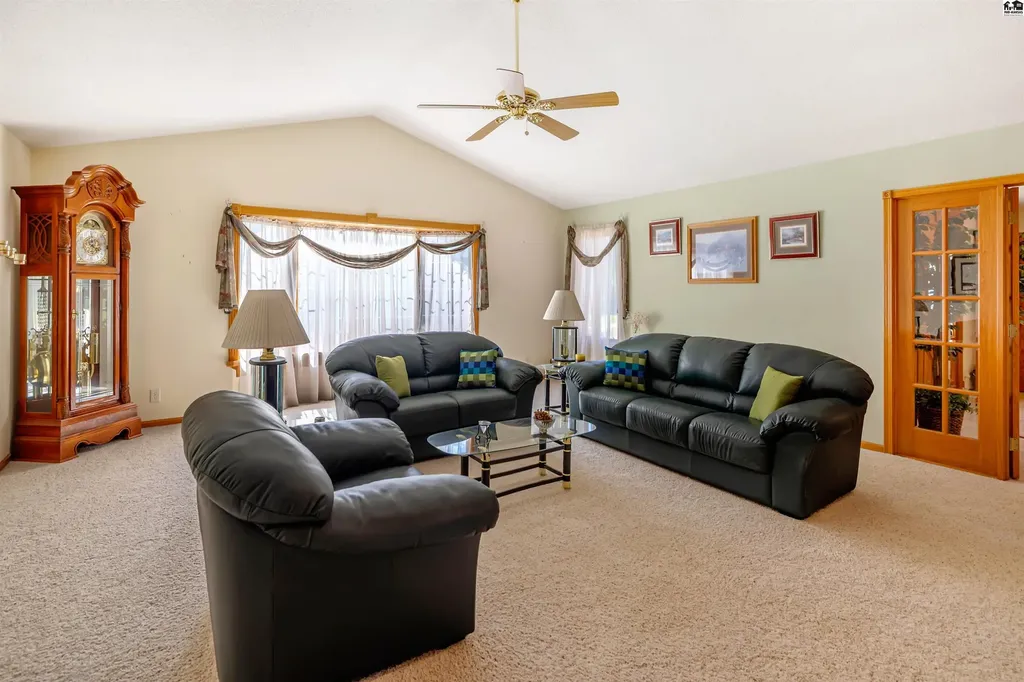 19447 SW Meadowlark Road Rose Hill KS 67133