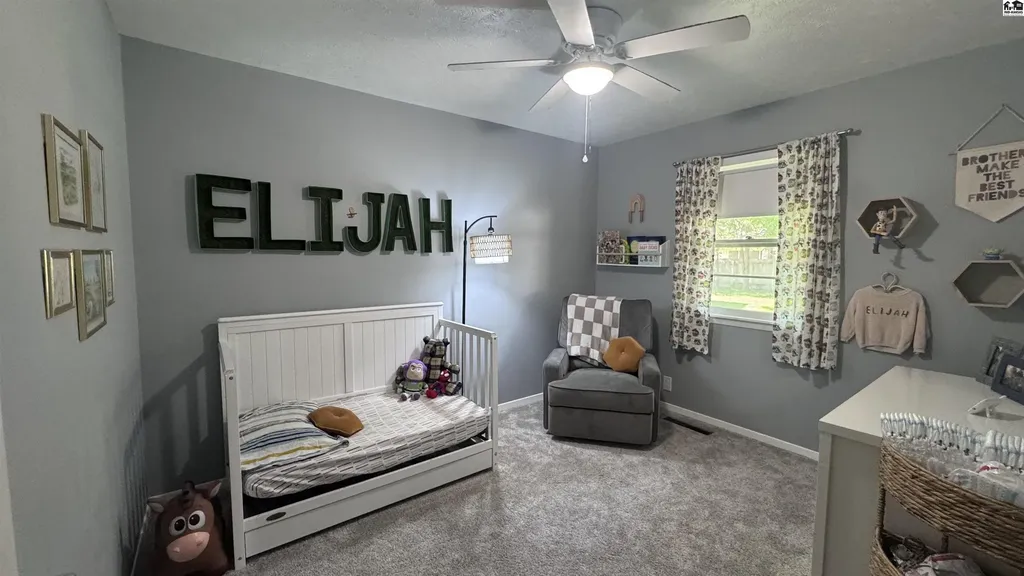 1508 Linda Lane Hutchinson KS 67502