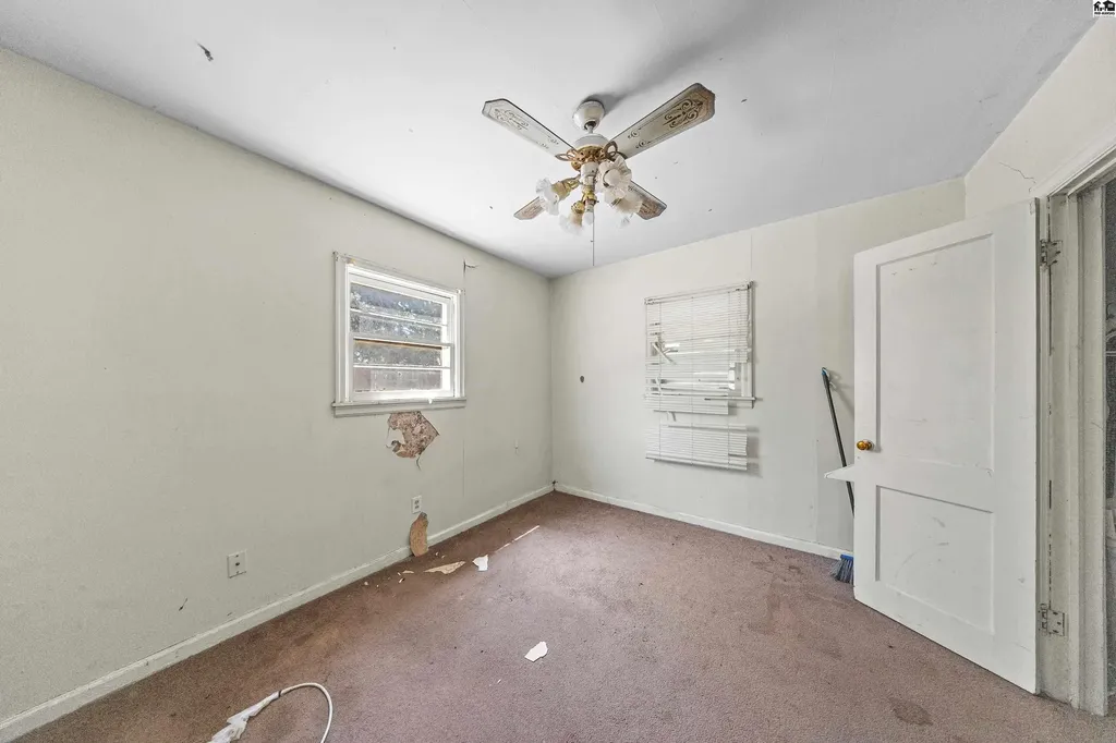 825 E Sherman Street Hutchinson KS 67501