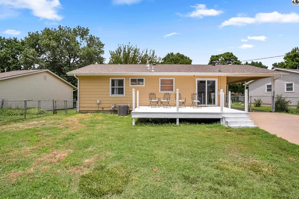 942 Sycamore Place Mcpherson KS 67460