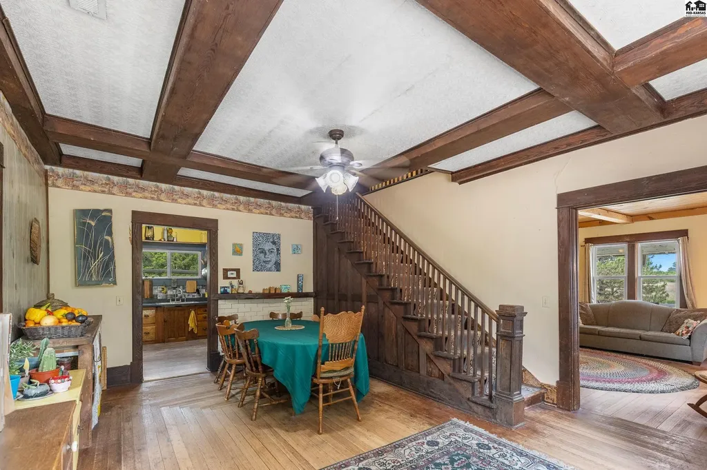 18209 S Hodge Road Arlington KS 67514