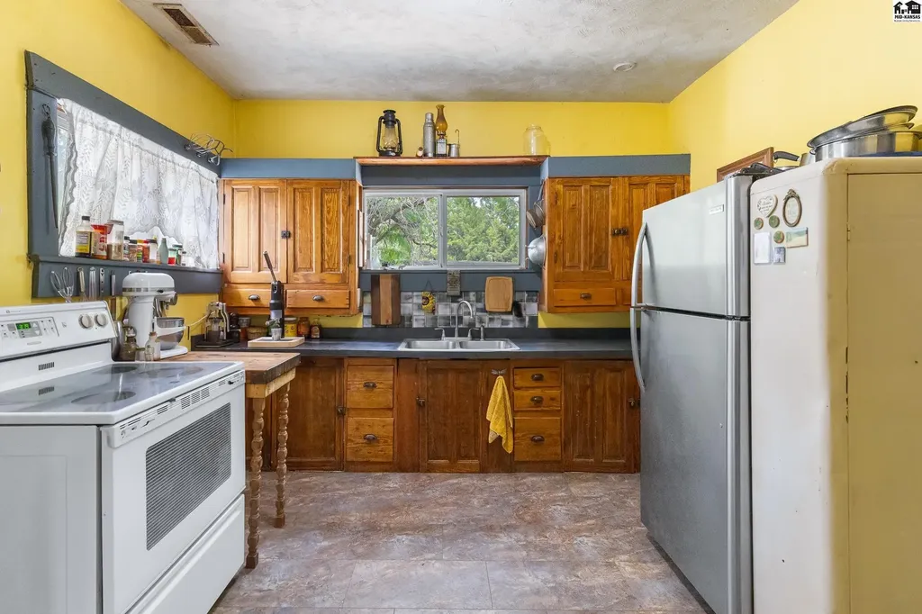 18209 S Hodge Road Arlington KS 67514