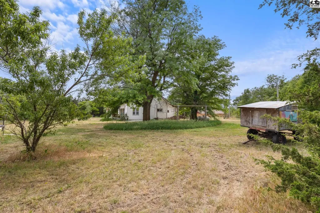18209 S Hodge Road Arlington KS 67514