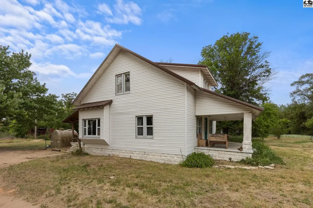 18209 S Hodge Road Arlington KS 67514