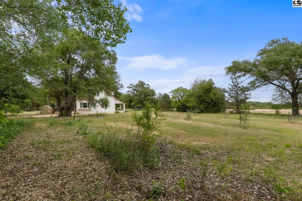 18209 S Hodge Road Arlington KS 67514