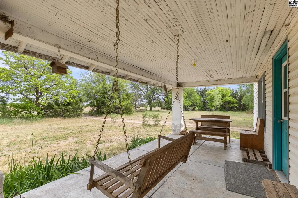 18209 S Hodge Road Arlington KS 67514