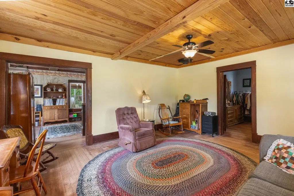 18209 S Hodge Road Arlington KS 67514
