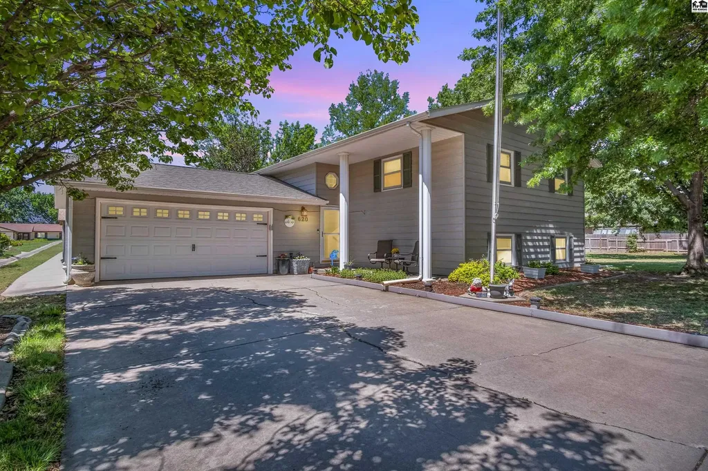 620 Manchester Court Mcpherson KS 67460