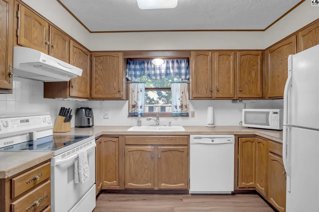620 Manchester Court Mcpherson KS 67460