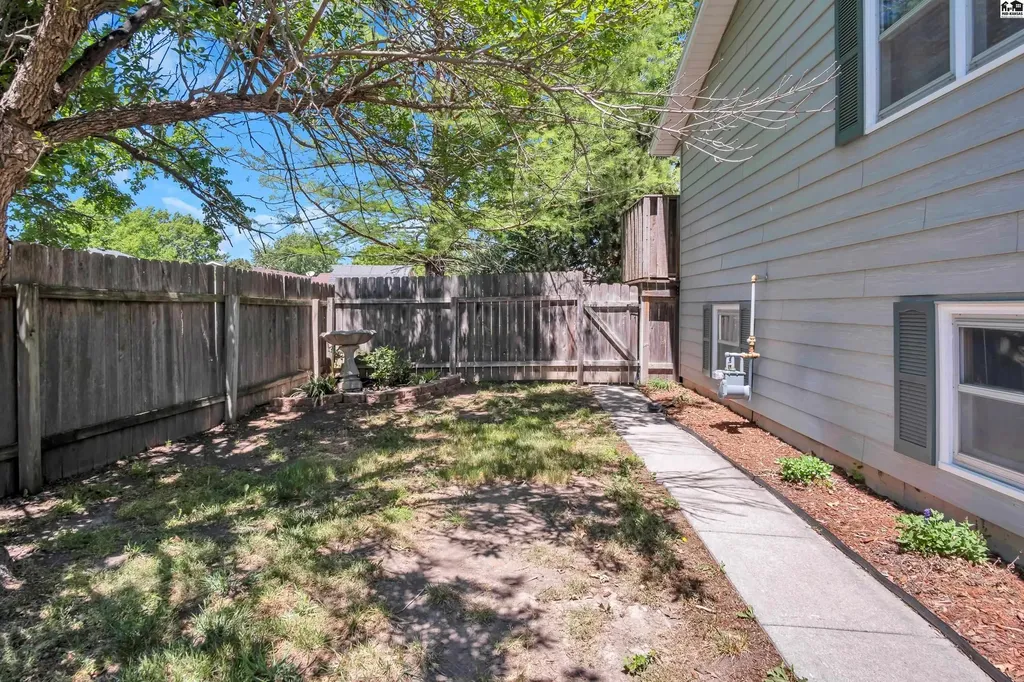620 Manchester Court Mcpherson KS 67460
