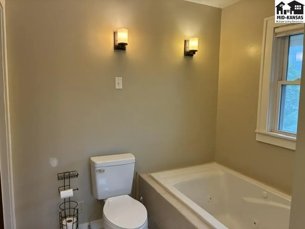221 N Walnut Street Mcpherson KS 67460