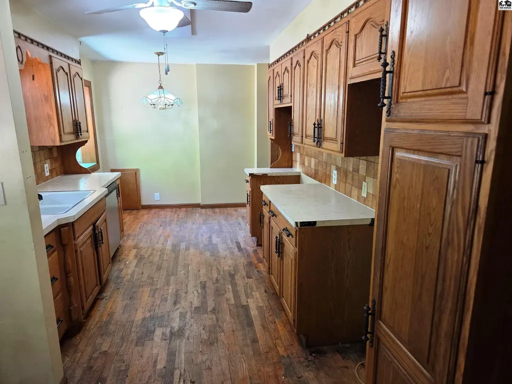 820 N Grandview Avenue Newton KS 67114