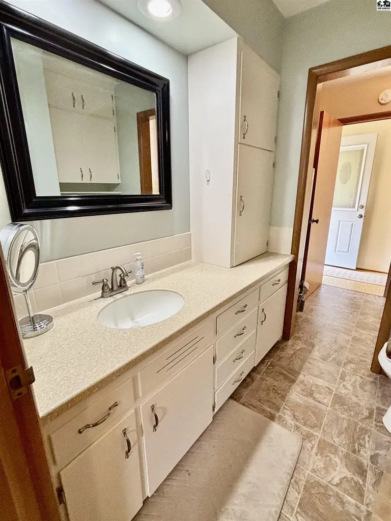 814 E Hancock Street Mcpherson KS 67460