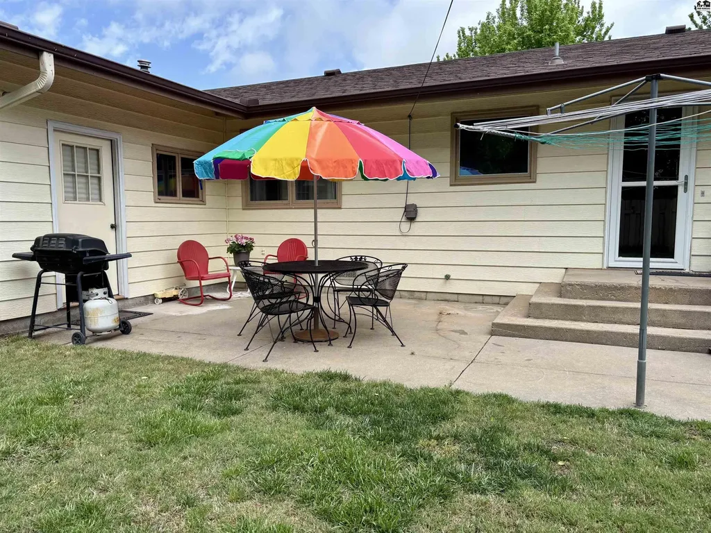 814 E Hancock Street Mcpherson KS 67460