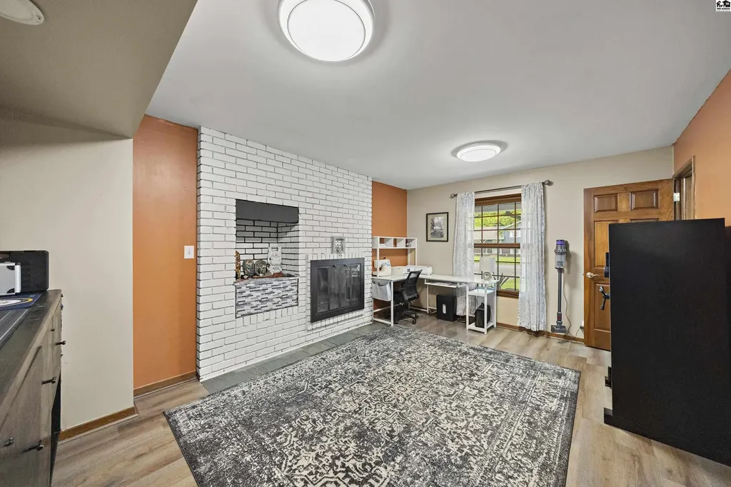 3103 Northwestern Avenue Hutchinson KS 67502