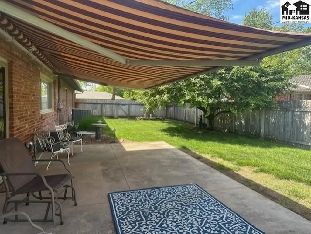 500 Rustic Road Hutchinson KS 67502