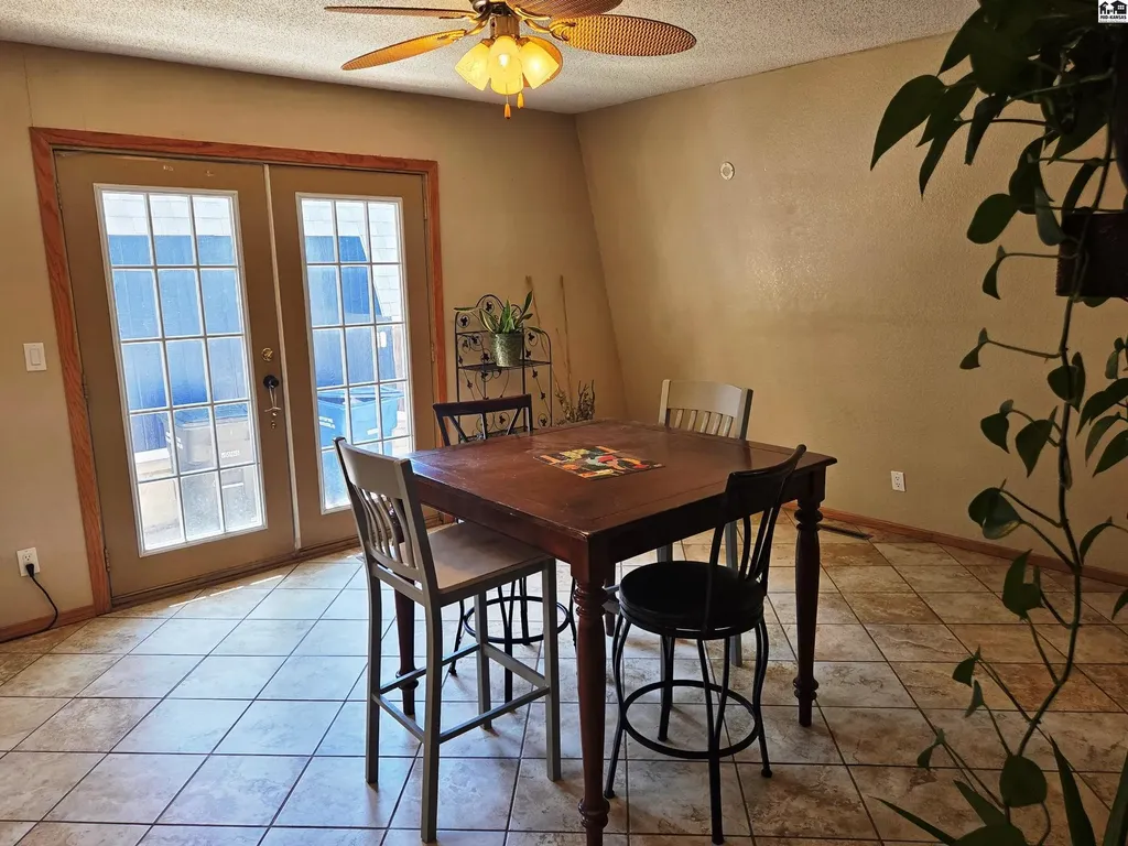 1120 Helen Street Augusta KS 67010