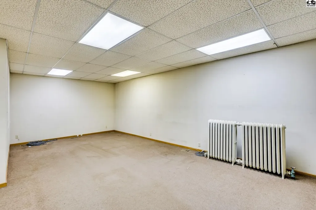 320 S Washigton Street Hutchinson KS 67501