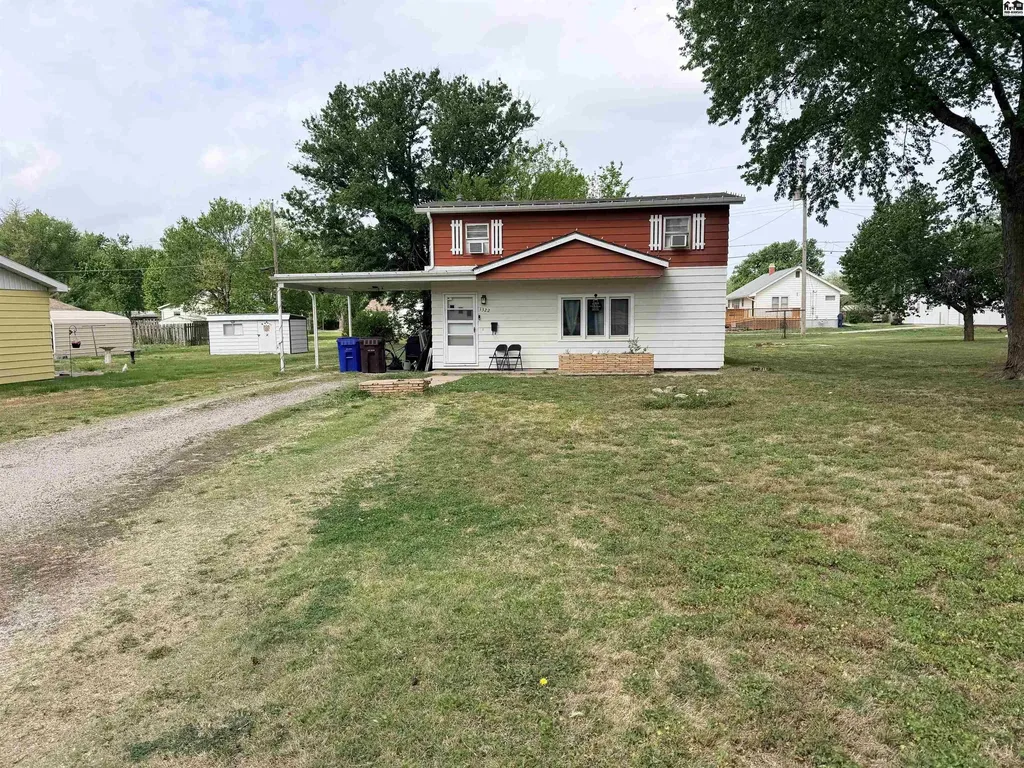 1322 S Walnut Street Mcpherson KS 67460