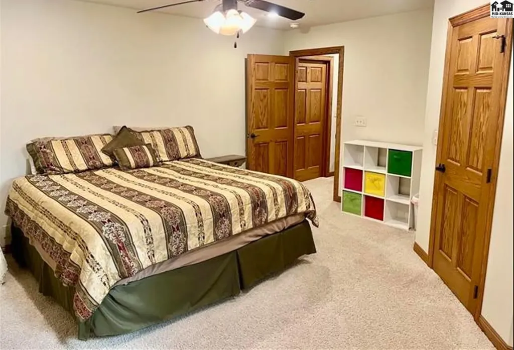 1310 E Arlington Road Hutchinson KS 67501