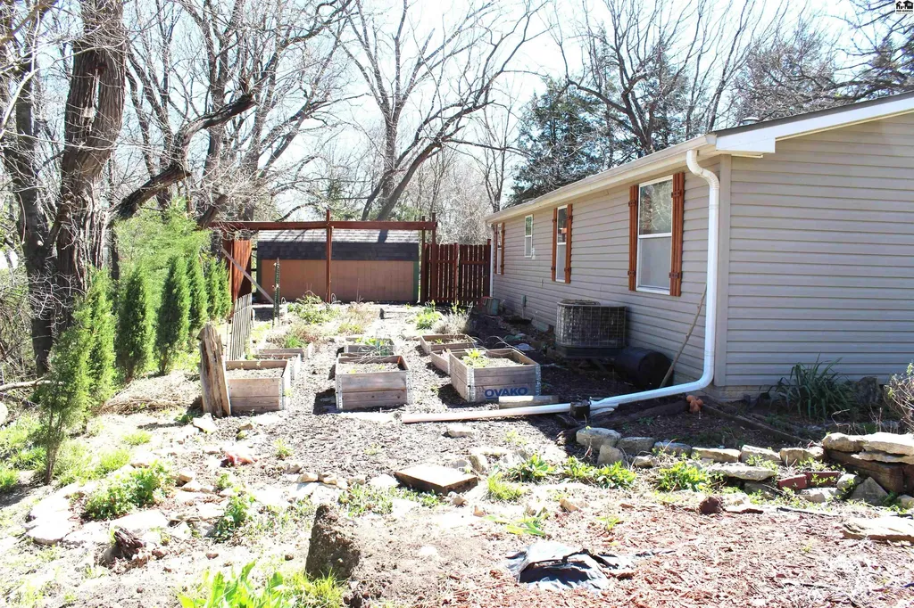 528 W Cleveland Street Marion KS 66861