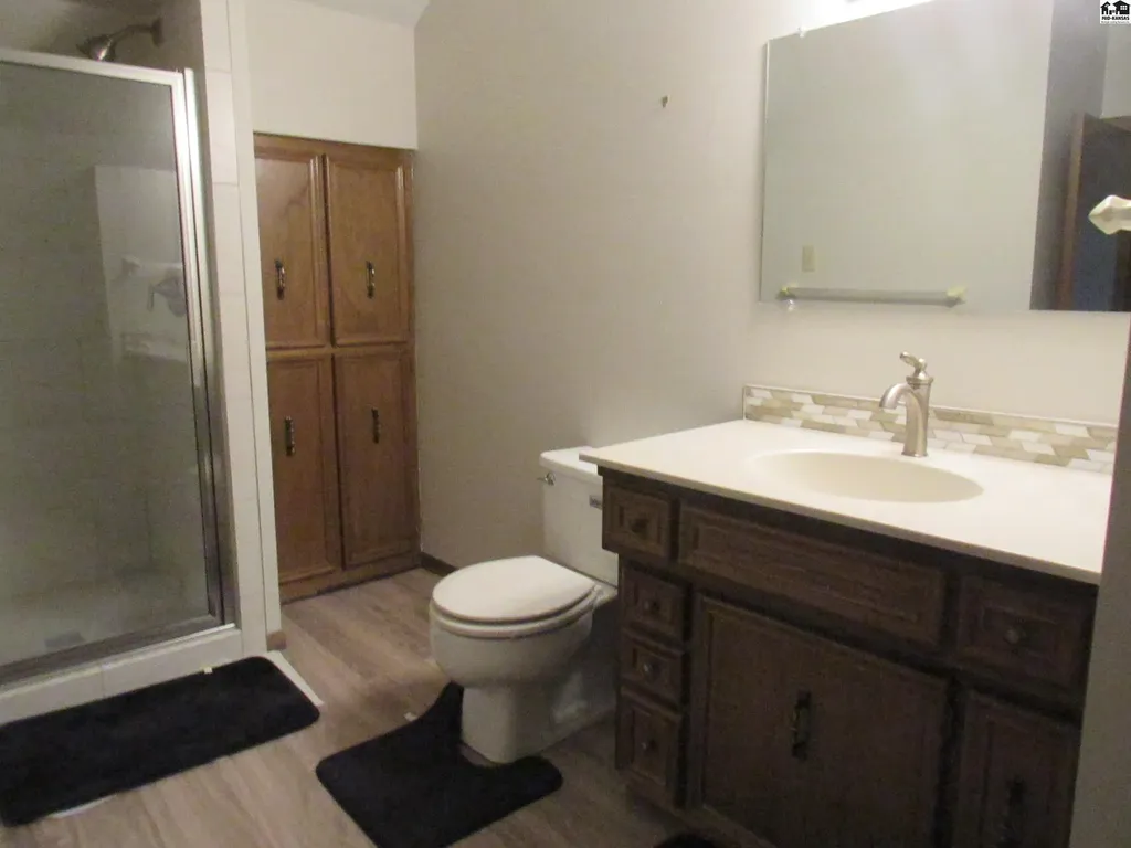 2810 Westminster Drive Hutchinson KS 67502