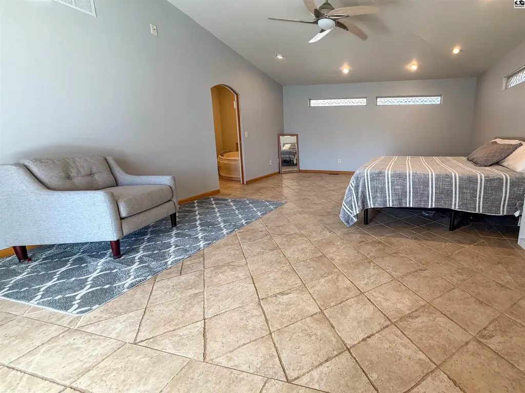 315 E Forest Avenue South Hutchinson KS 67505