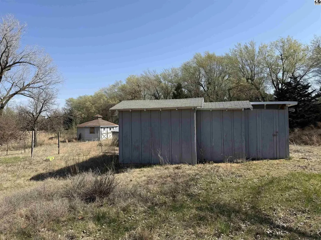 7210 E 30th Avenue Hutchinson KS 67502