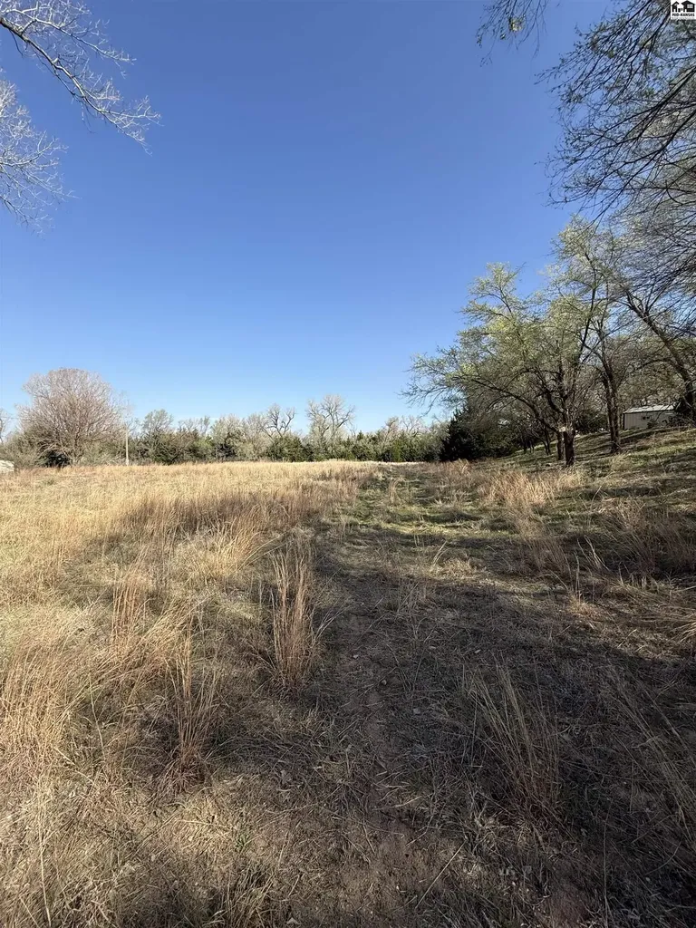 7210 E 30th Avenue Hutchinson KS 67502