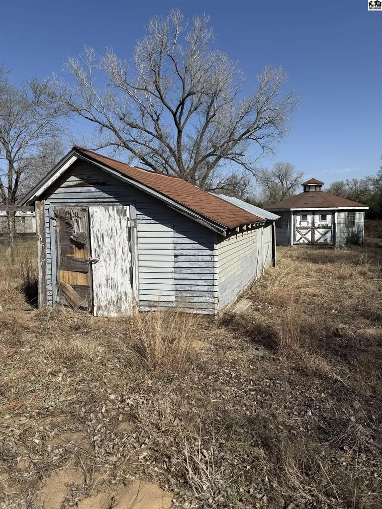 7210 E 30th Avenue Hutchinson KS 67502