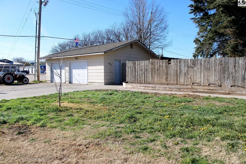 501 N Ash Street Mcpherson KS 67460