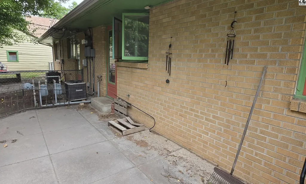 1 N Plum Street Hutchinson KS 67501