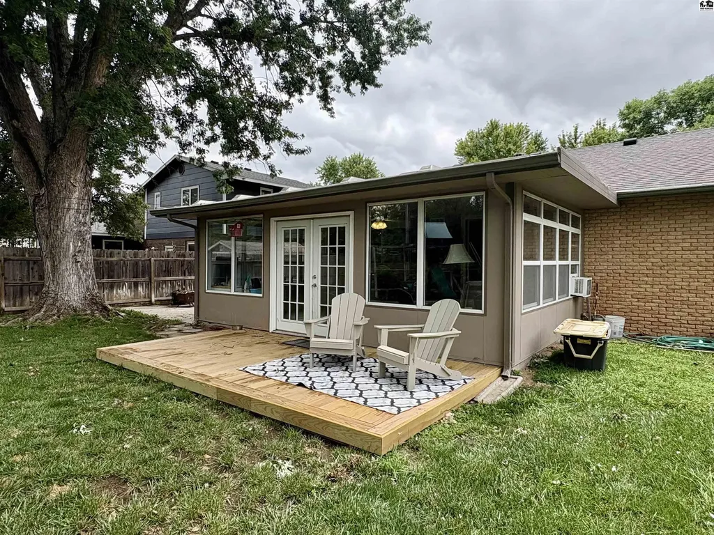 610 Idlewild Drive Hutchinson KS 67502
