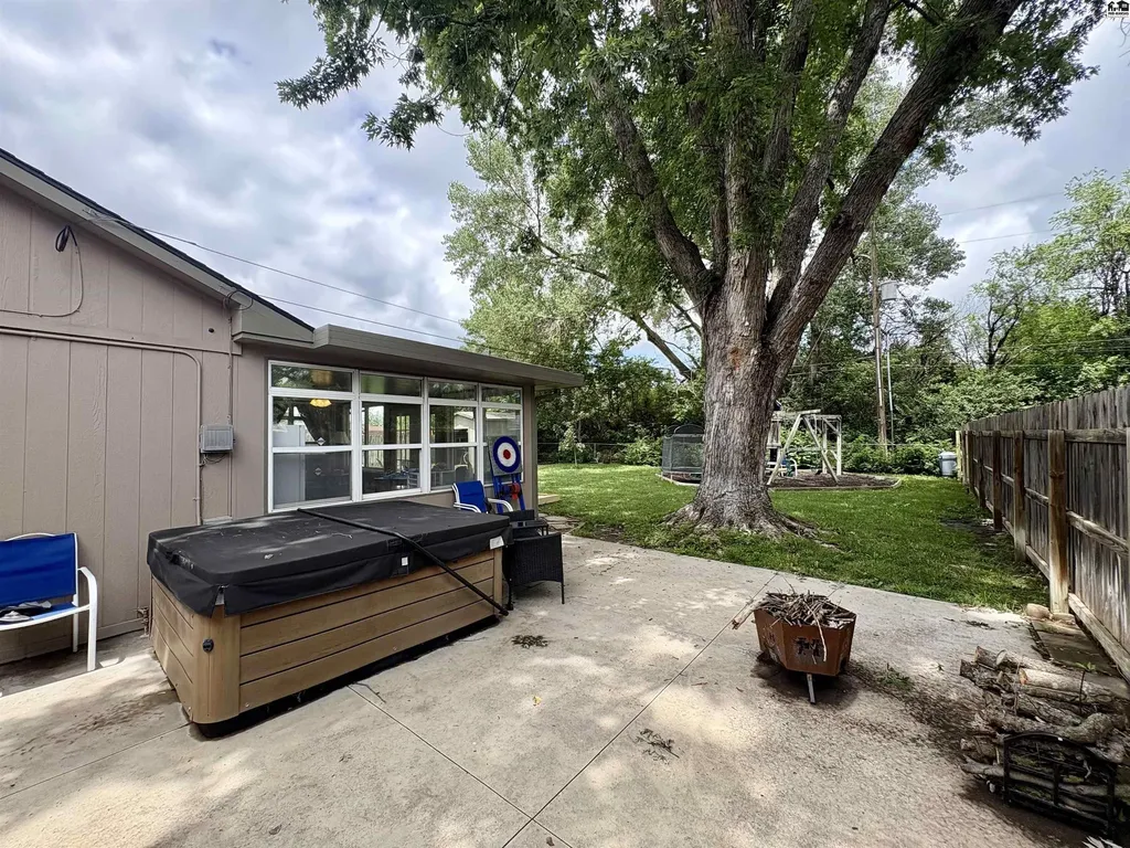 610 Idlewild Drive Hutchinson KS 67502
