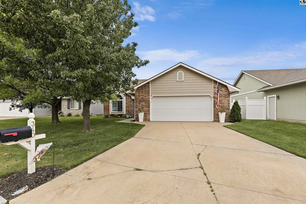 340 Kisiwa Village Road Hutchinson KS 67502