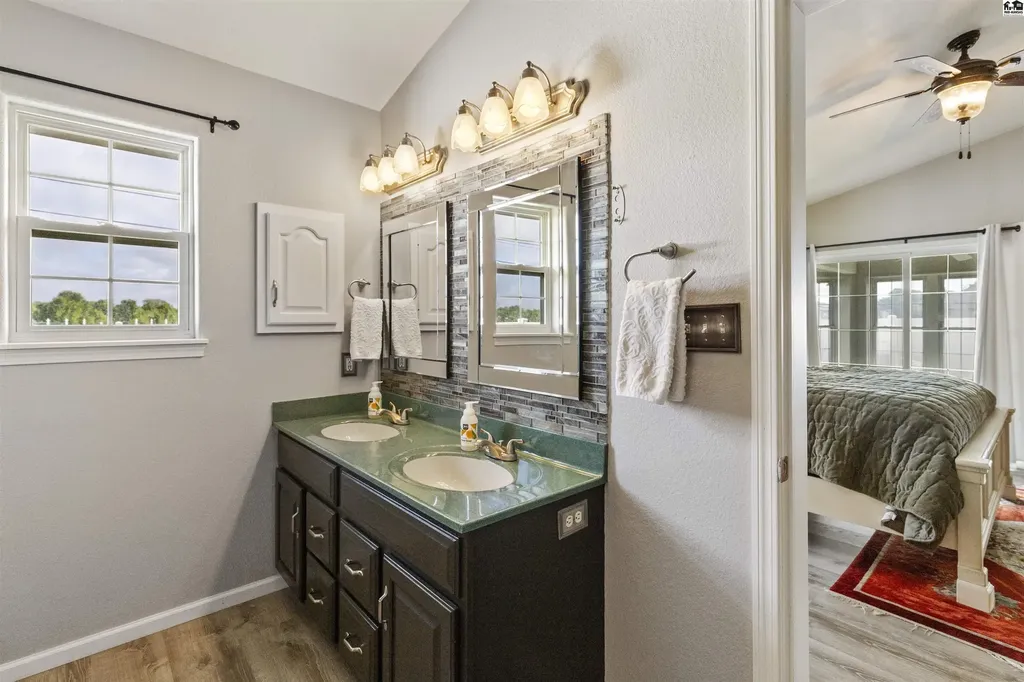 340 Kisiwa Village Road Hutchinson KS 67502