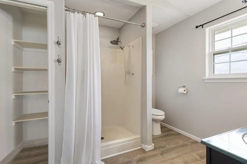 340 Kisiwa Village Road Hutchinson KS 67502
