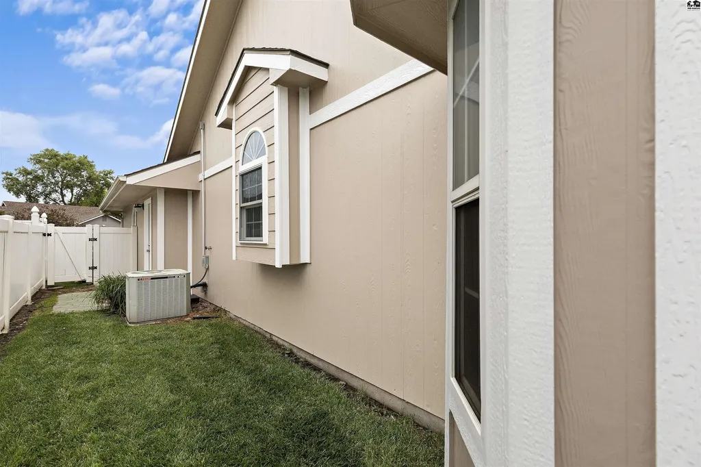 340 Kisiwa Village Road Hutchinson KS 67502
