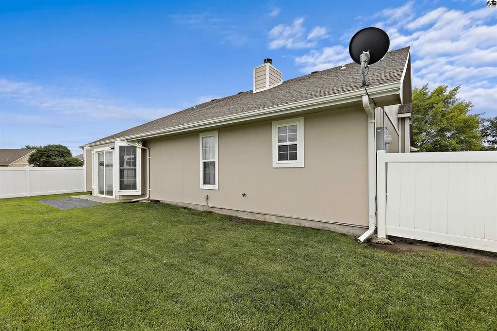 340 Kisiwa Village Road Hutchinson KS 67502