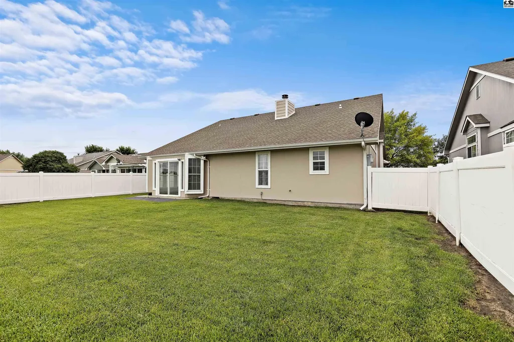 340 Kisiwa Village Road Hutchinson KS 67502