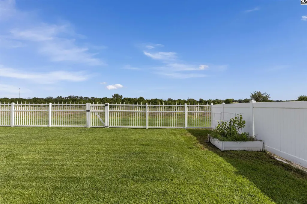 340 Kisiwa Village Road Hutchinson KS 67502
