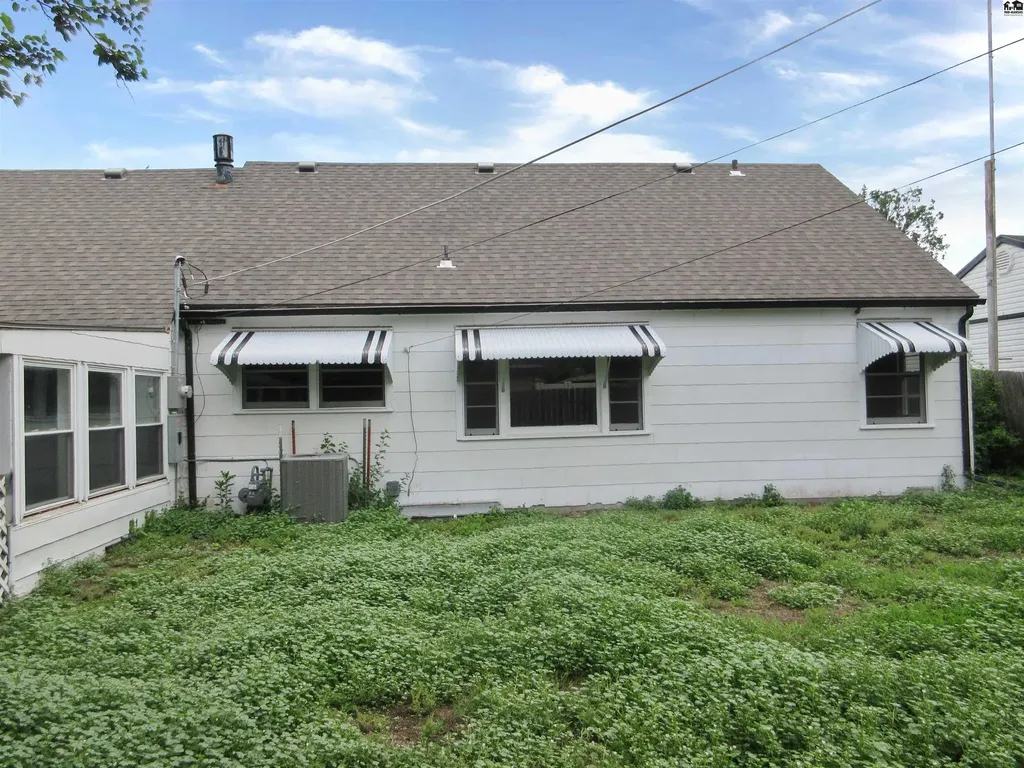 1221 Wilson Street Great Bend KS 67530