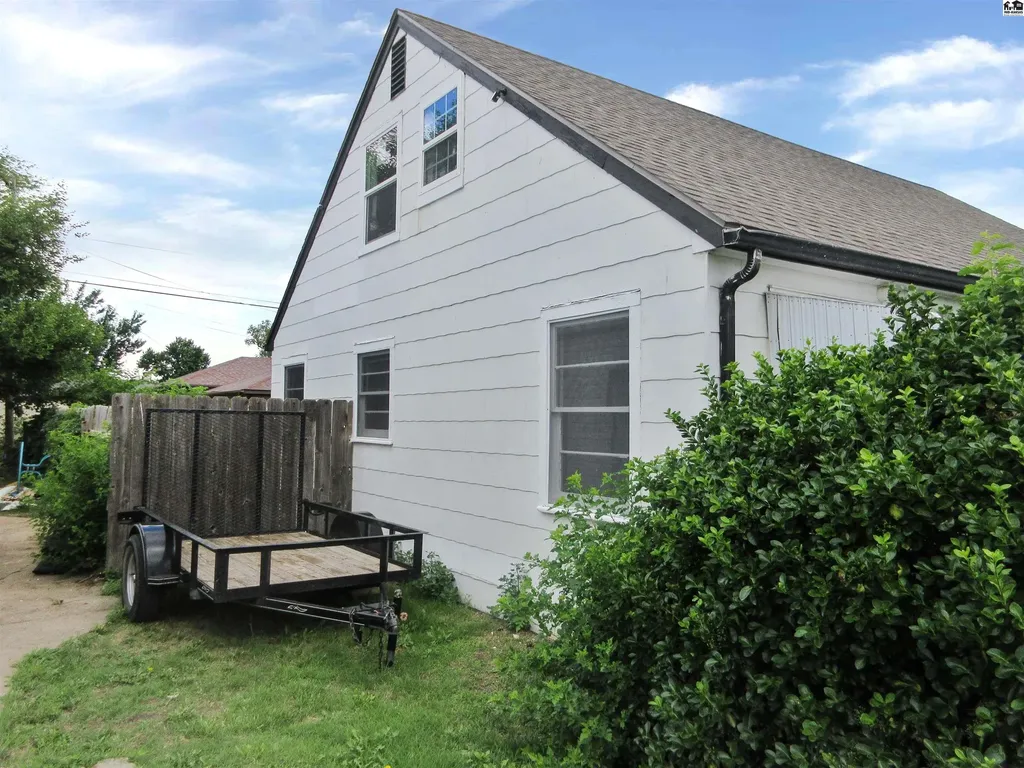1221 Wilson Street Great Bend KS 67530