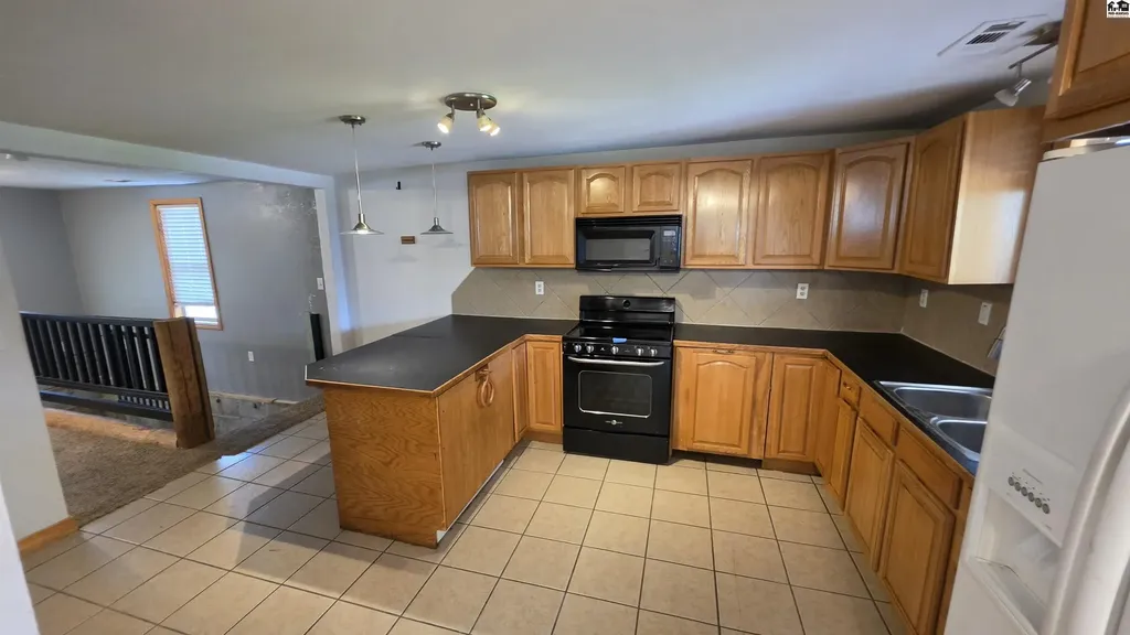 607 S Main Street Mcpherson KS 67460
