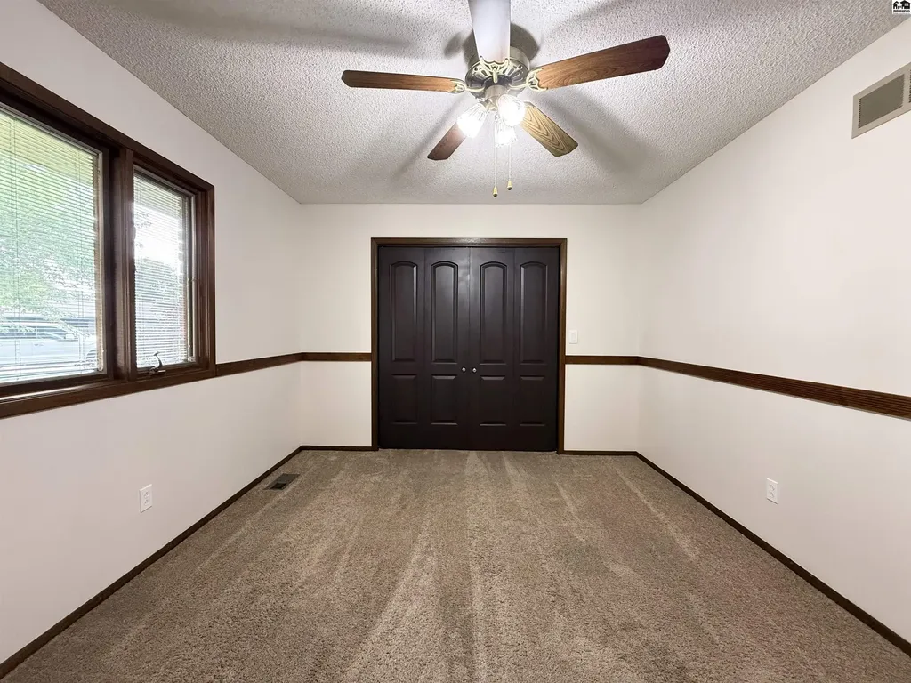 6 Banyard Drive South Hutchinson KS 67505