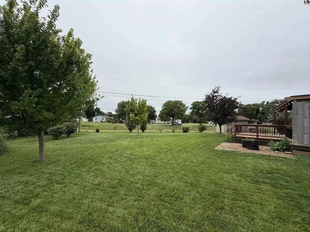 6 Banyard Drive South Hutchinson KS 67505