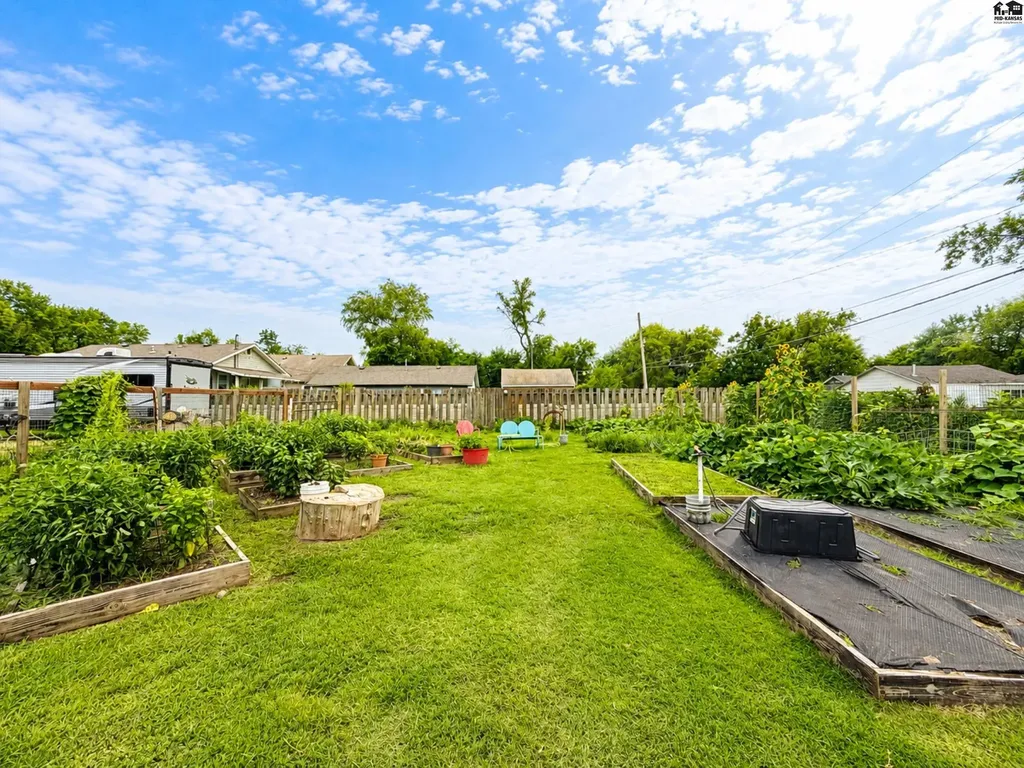 617 N Star Street Hutchinson KS 67501