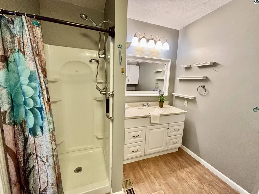 509 S Main Street Mcpherson KS 67460