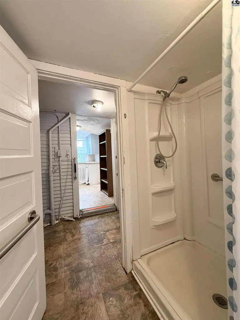 326 N Chemical Street Hutchinson KS 67501