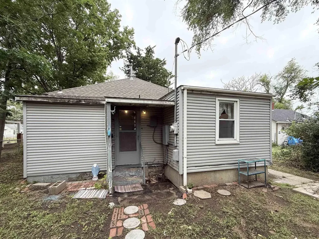 326 N Chemical Street Hutchinson KS 67501
